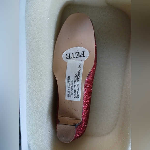 NICK NACK Ruby Red Slipper by Fète NIB - Picture 4 of 6